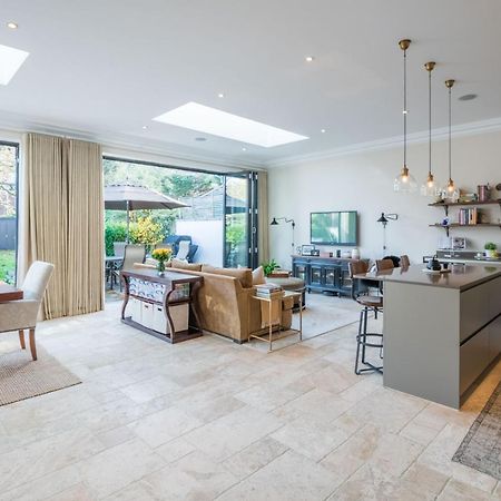 Breathtaking Putney Home With Gorgeous Garden 리치먼드 외부 사진