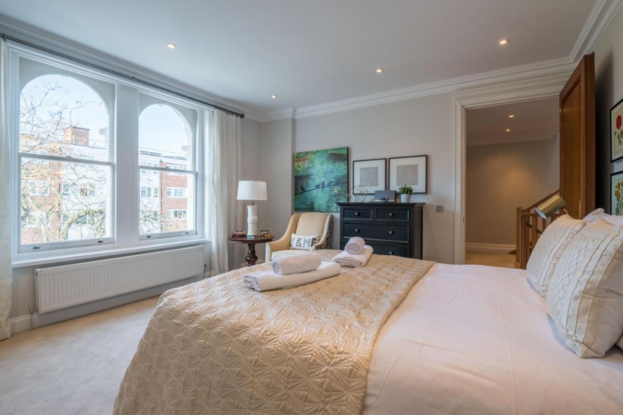 Breathtaking Putney Home With Gorgeous Garden 리치먼드 외부 사진