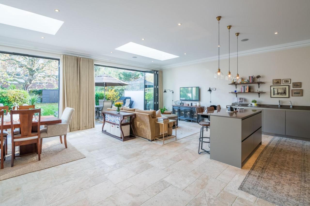 Breathtaking Putney Home With Gorgeous Garden 리치먼드 외부 사진