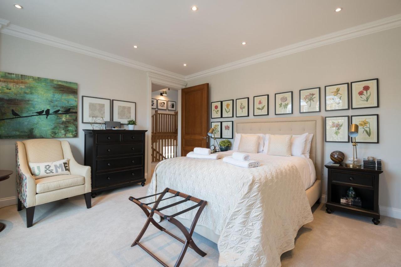 Breathtaking Putney Home With Gorgeous Garden 리치먼드 외부 사진