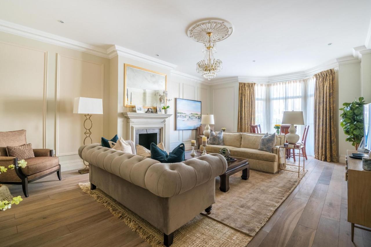 Breathtaking Putney Home With Gorgeous Garden 리치먼드 외부 사진